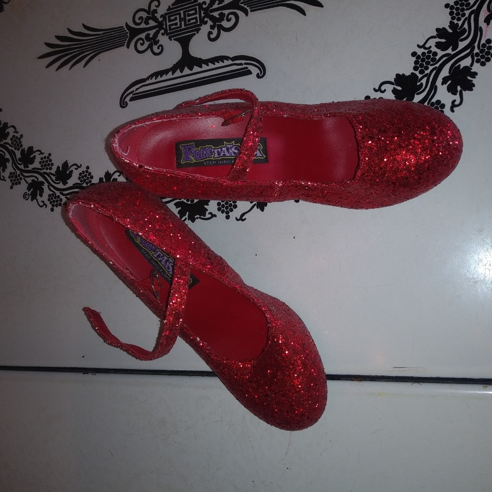 Fantasma red glitter shoes
